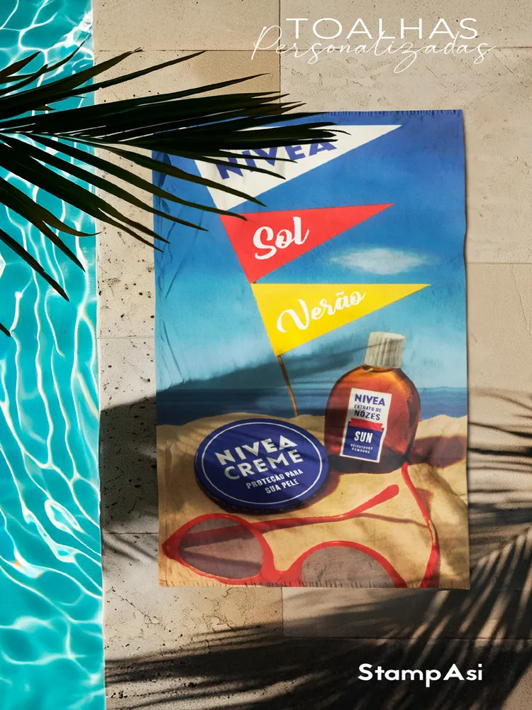 Toalha de praia personalizada com impressão colorida